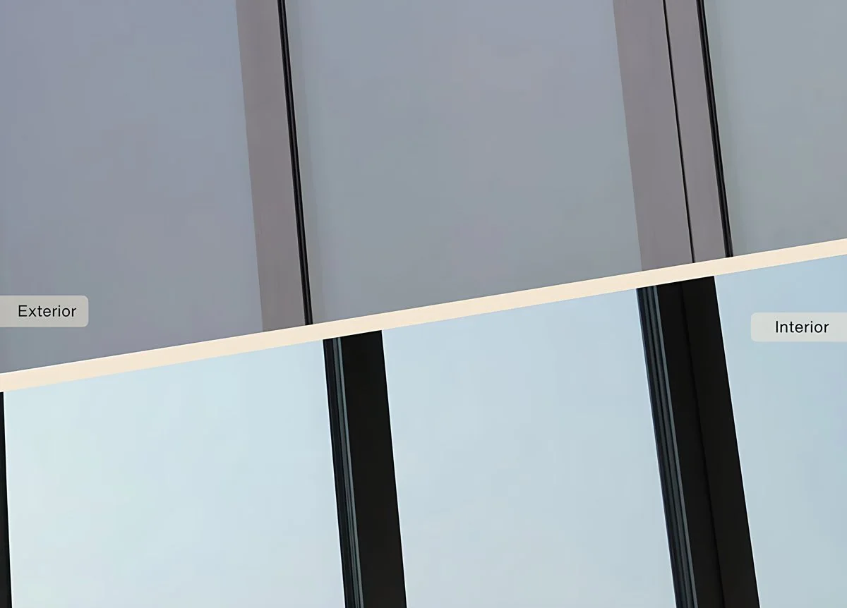 CLARITY 245 XC - Vitrage avec film solaire et bande beige