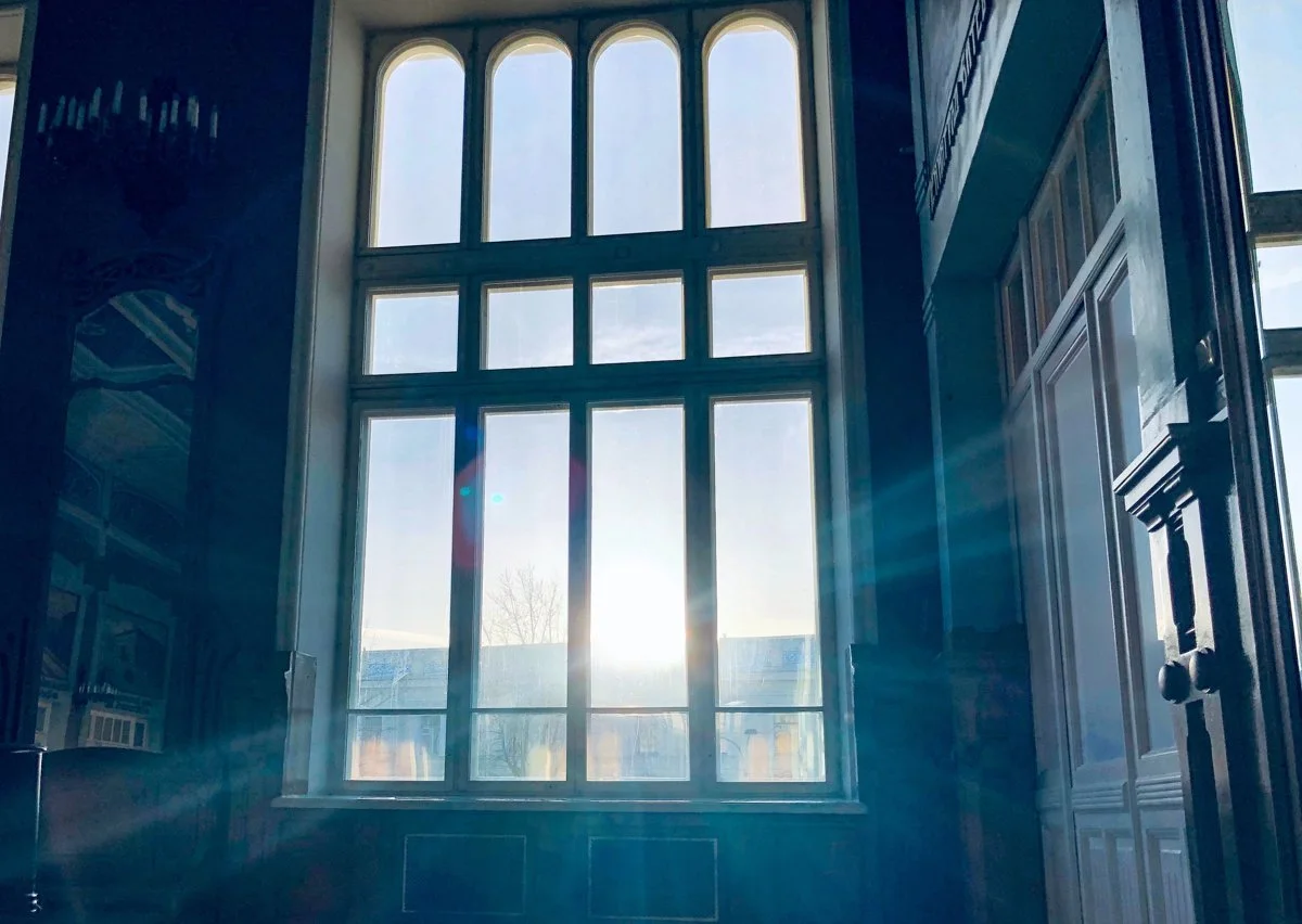 CLARITY 33 C - Grande fenêtre avec vitrages clairs et lumière naturelle