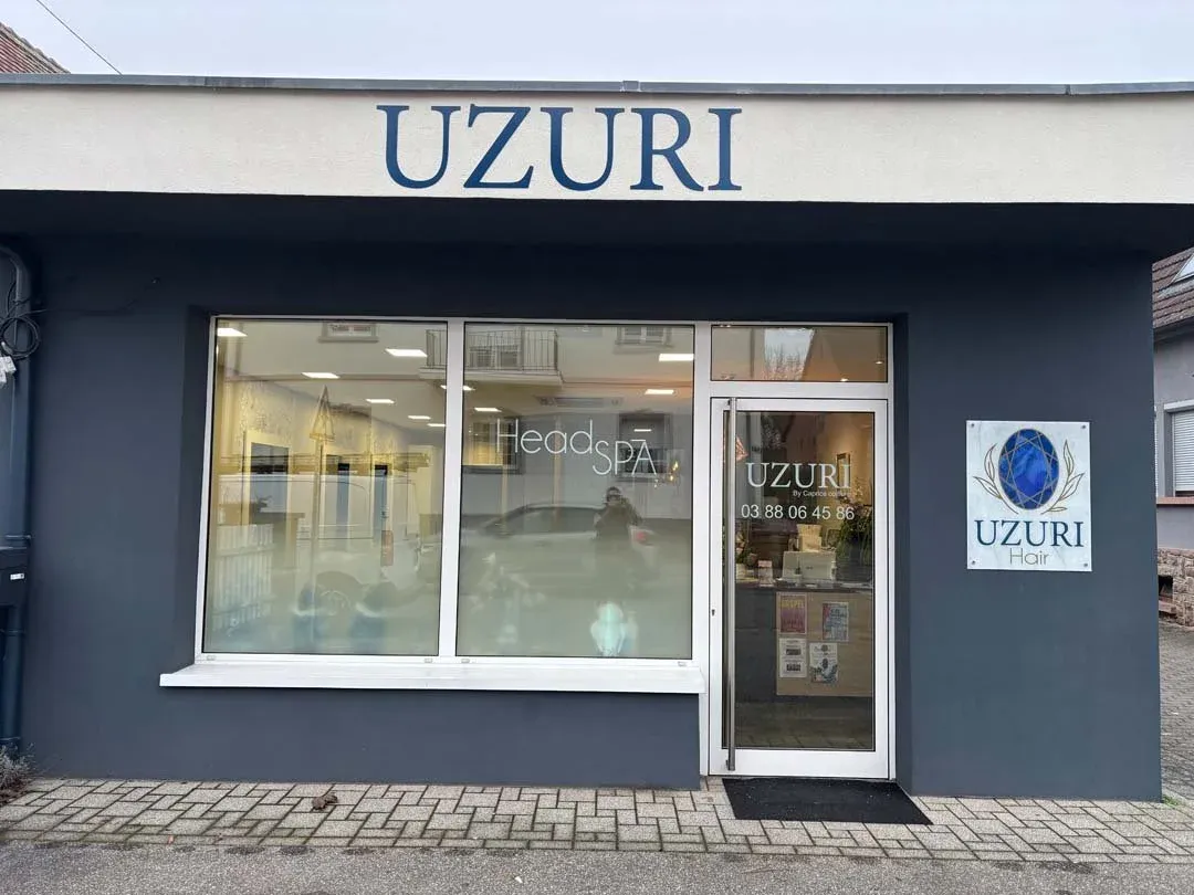 Vitrophanie, enseigne et Panneau UZURI à Rittershoffen