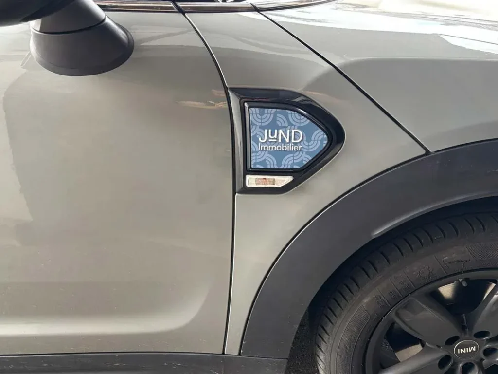 Marquage publicitaire Mini Countryman – JUND Immobilier — vue 2