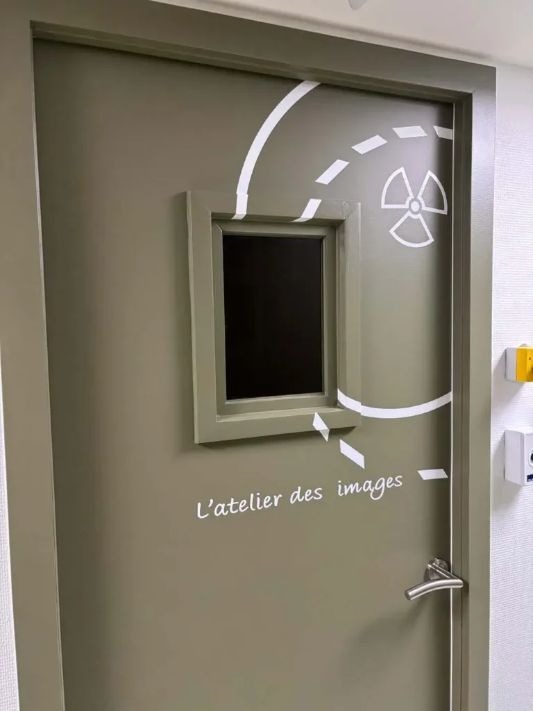 Signalétique adhésive – Établissement de santé — vue 3