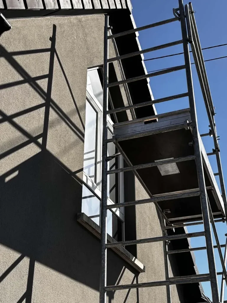 Film solaire Silver 385 XC sur fenêtres sans volets — vue 4